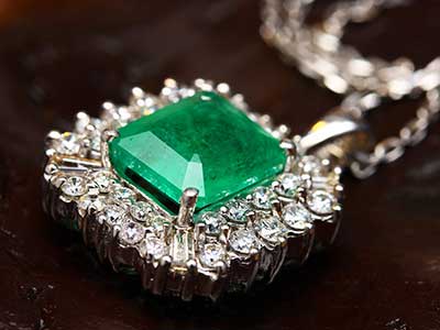 may birthstone emerald