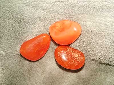 carnelian birth gem aries